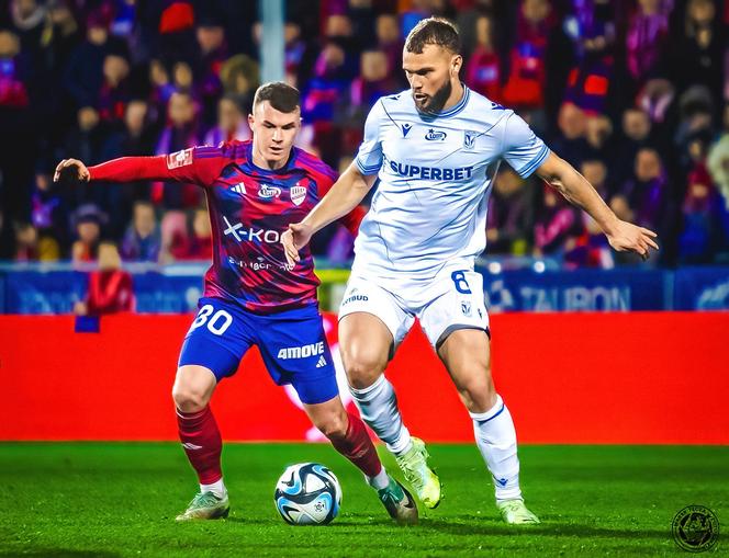 Raków Częstochowa kontra Lech Poznań 4:0. Tak bawili się kibice