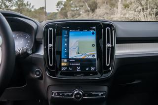 Volvo XC40 D4