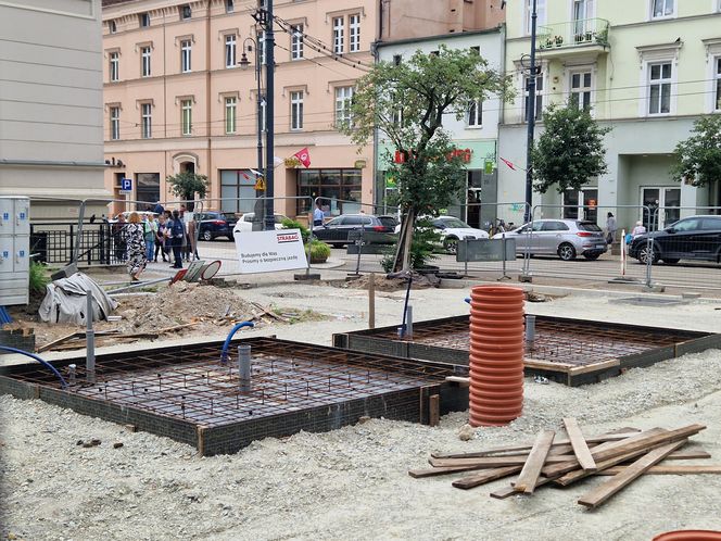 Tak przebiega rewitalizacja Placu Wolności w Bydgoszczy. Zaglądamy na plac budowy