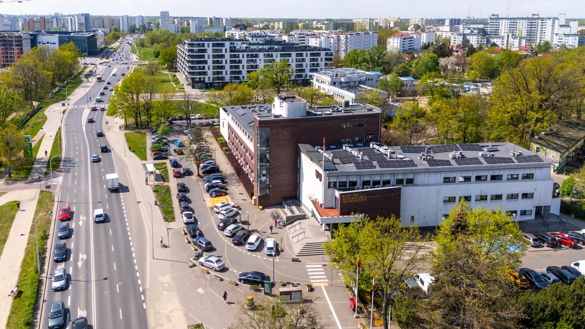 Ratusz dzielnicy Białołęka w Warszawie