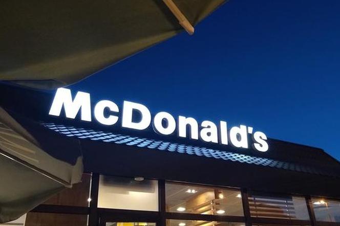 McDonald's w wigilię i w Boże Narodzenie 2021. Godziny otwarcia w Białymstoku