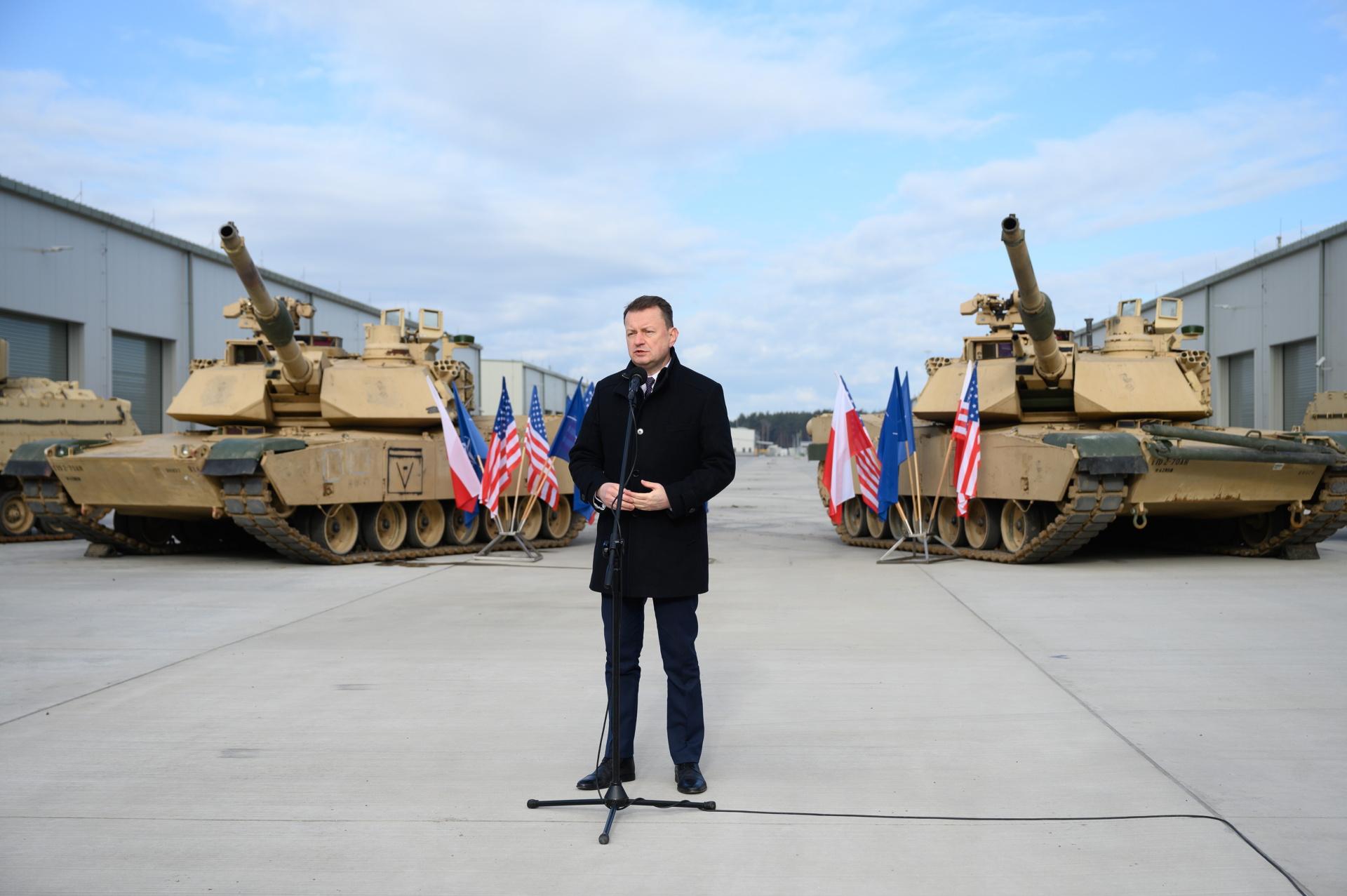 Wielka inwestycja finansowana przez NATO i USA. W 33. bazie Lotnictwa Transportowego w Powidzu otwarto nową bazę