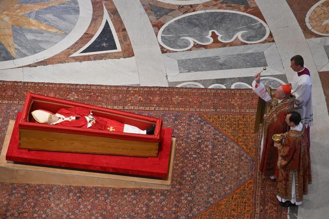Trumna Papieża.