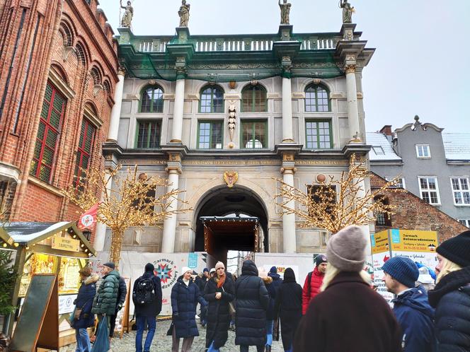 Jarmark Bożonarodzeniowy w Gdańsku. Tłumy na Targu Węglowym