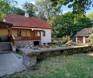 Samorząd Województwa Mazowieckiego kupił zabytkowy dwór w Paplinie wraz z otaczającym go terenem