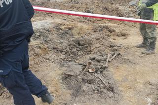 Budowa pełna niespodzianek. Ludzkie szczątki i niewybuchy pod pl. Powstańców