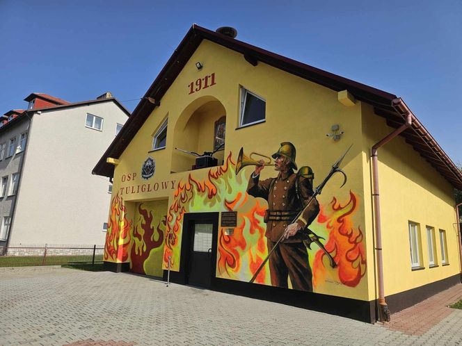 Niezwykły mural strażaków OSP w Tuligłowach