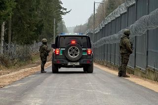 Nowe zabezpieczenia na granicy z Białorusią. Do wiosny stanie druga linia ogrodzeń