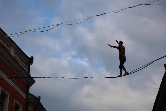 Urban Highline Festival 2024 przy Trybunale Koronnym w Lublinie