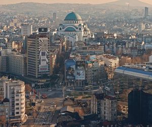 Białe Miasto było atakowane ponad sto razy, ale niezmiennie zachwyca. Podróż z Krakowa zajmuje tylko dwie godziny [ZDJĘCIA]