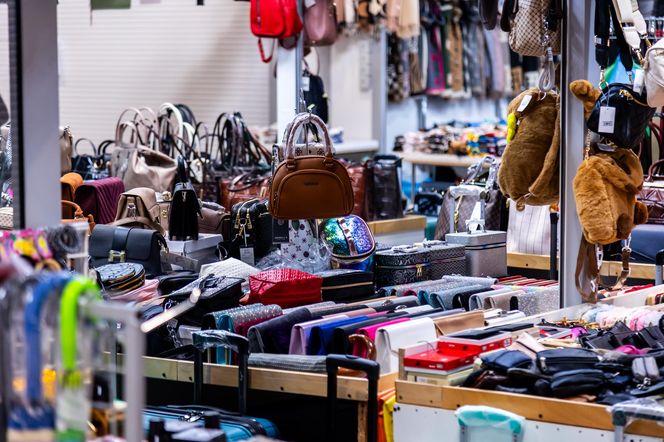 Centrum handlowe Modlińska 6D w Warszawie