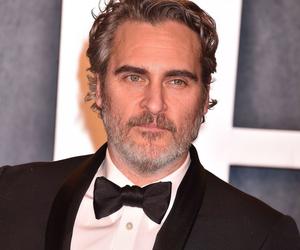 Joaquin Phoenix zemdlał na planie. Praca z Arim Asterem wykończyła niejednego aktora