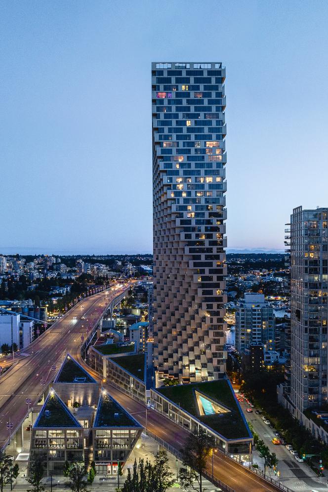 Vancouver House_w Kanadzie_BIG_16