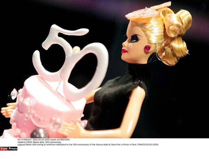 Lalka Barbie obchodzi 60 urodziny! Jak zmieniała się przez lata? 