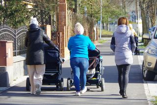 ZUS nakazuje rodzicom zwrot wypłaconych pieniędzy