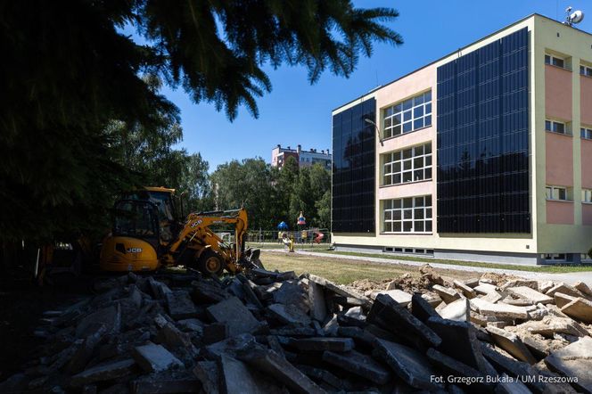 Nowe boiska powstają w Rzeszowie. Mają być gotowe jeszcze w sierpniu
