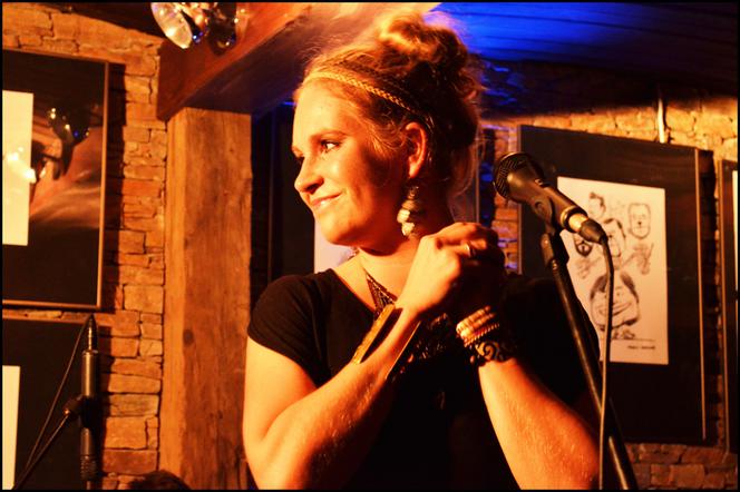 Ceniona toruńska wokalistka wystąpi w Hard Rock Pubie Pamela. Zagra także gość z Teksasu
