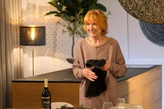 M jak miłość odc. 1806. Gosposia Ola (Ewa Kolasińska)