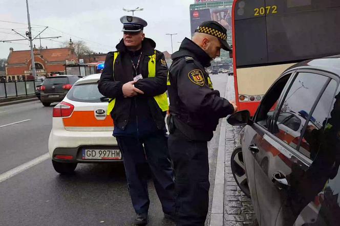 Trwa akcja straży miejskiej w Gdańsku. Więcej kontroli w okolicach przystanków