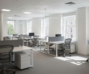 Urząd Gminy Chełmiec. Co naprawdę kryje się za nowym blaskiem?