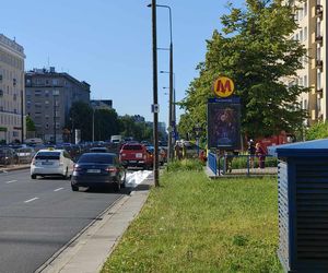 Paraliż metra w Warszawie. Kolejne utrudnienia! Usługi niedostępne