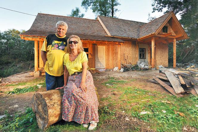 Katarzyna Gaertner i Kazimierz Mazur odbudowują dom i życie