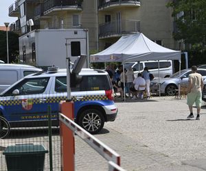 Mieszkańcy Ząbek wracają do swoich mieszkań po najpotrzebniejsze rzeczy