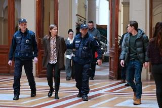 Pierwsza miłość, odcinek 3799 Kalina (Magdalena Wieczorek), Oskar (Filip Gurłacz)