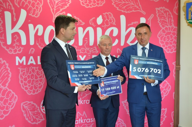 Powiat kraśnicki oraz wchodzące w jego skład gminy otrzymają łącznie 22 miliony złotych