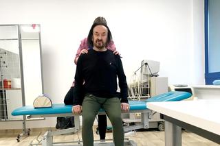 Stan Borys uczy się chodzić