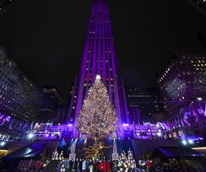 Najsłynniejsza choinka świata już zachwyca na Manhattanie