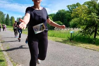 Biegiem przez Myślęcinek. Biegacze wystartowali w wiosennej Botanicznej Piątce