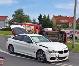 Zderzenie dwóch samochodów na ul. Jaśkowickiej w Tychach