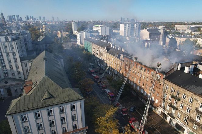 Warszawa. Pożar opuszczonej kamienicy przy Wileńskej 11