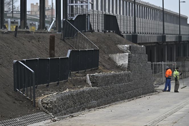 Kolejna seria utrudnień w Warszawie. Szykuje się prawdziwy armagedon. „Przyszła pora na wyburzenie”