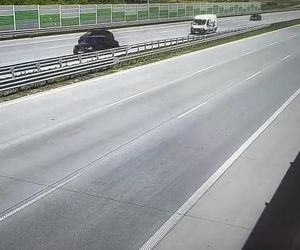 Chwile grozy na autostradzie A1. Samochód z wiceministrem Koperskim uniknął czołówki. BMW jechało pod prąd