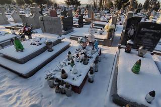 Wspólny grób ojca i córki z Inowrocławia wygląda na smutny i opuszczony