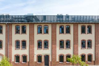 Koszarowiec w Poznaniu - zdjęcia przed i po. Zobacz przemianę magazynu artyleryjskiego w nowoczesny obiekt naukowy