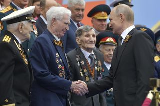 Defilady na Placu Czerwonym w Dniu Zwycięstwa.