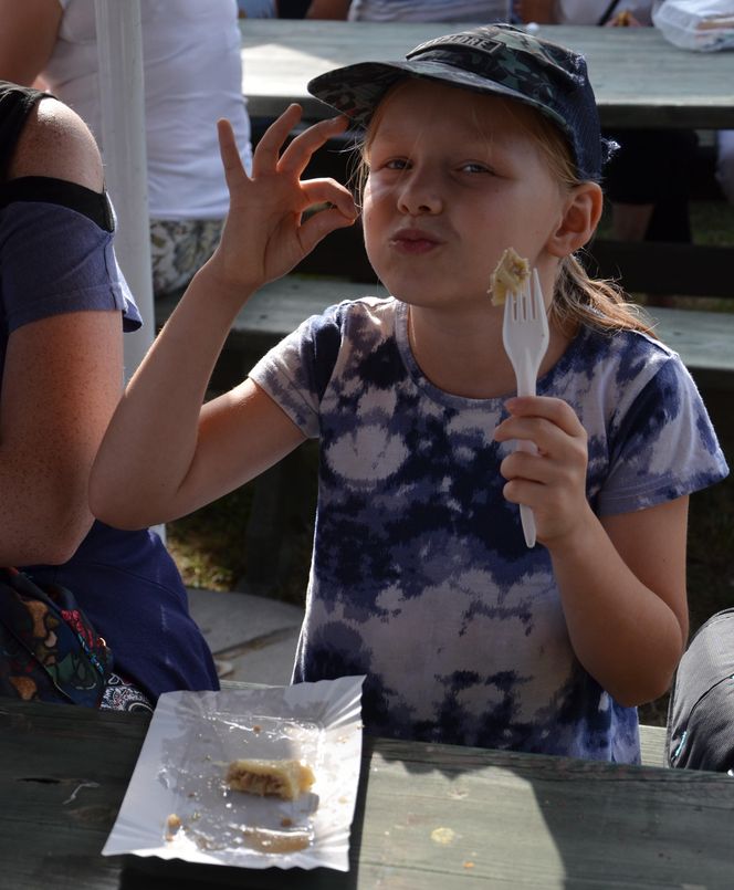 W konkursie na najlepsze pierogi w powiecie Siedleckim w 2025 roku zwyciężył męski zespół KGW „Sami Swoi” z Kotunia! 