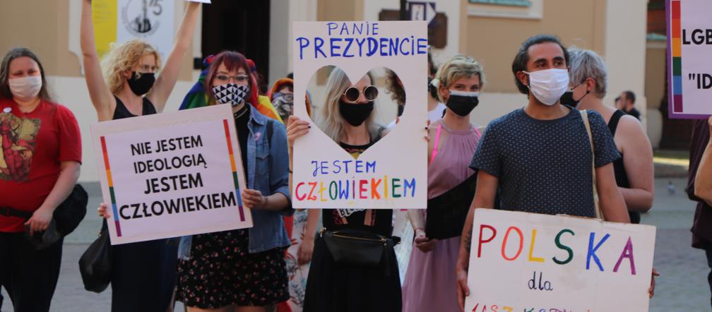 Demonstracja Nie jestem ideologią w Toruniu