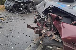 Wypadek w Starym Polichnie dwóch samochodów osobowych