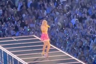 Taylor Swift zabłysnęła na koncercie w Warszawie. Przebierała się 9 razy, od cekinów można było dostać oczopląsu!