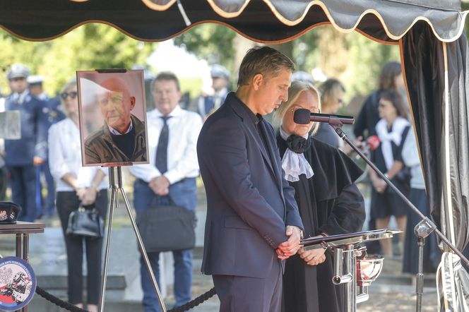 Ostatnie pożegnanie Jerzego Dziewulskiego. Wzruszające sceny na pogrzebie