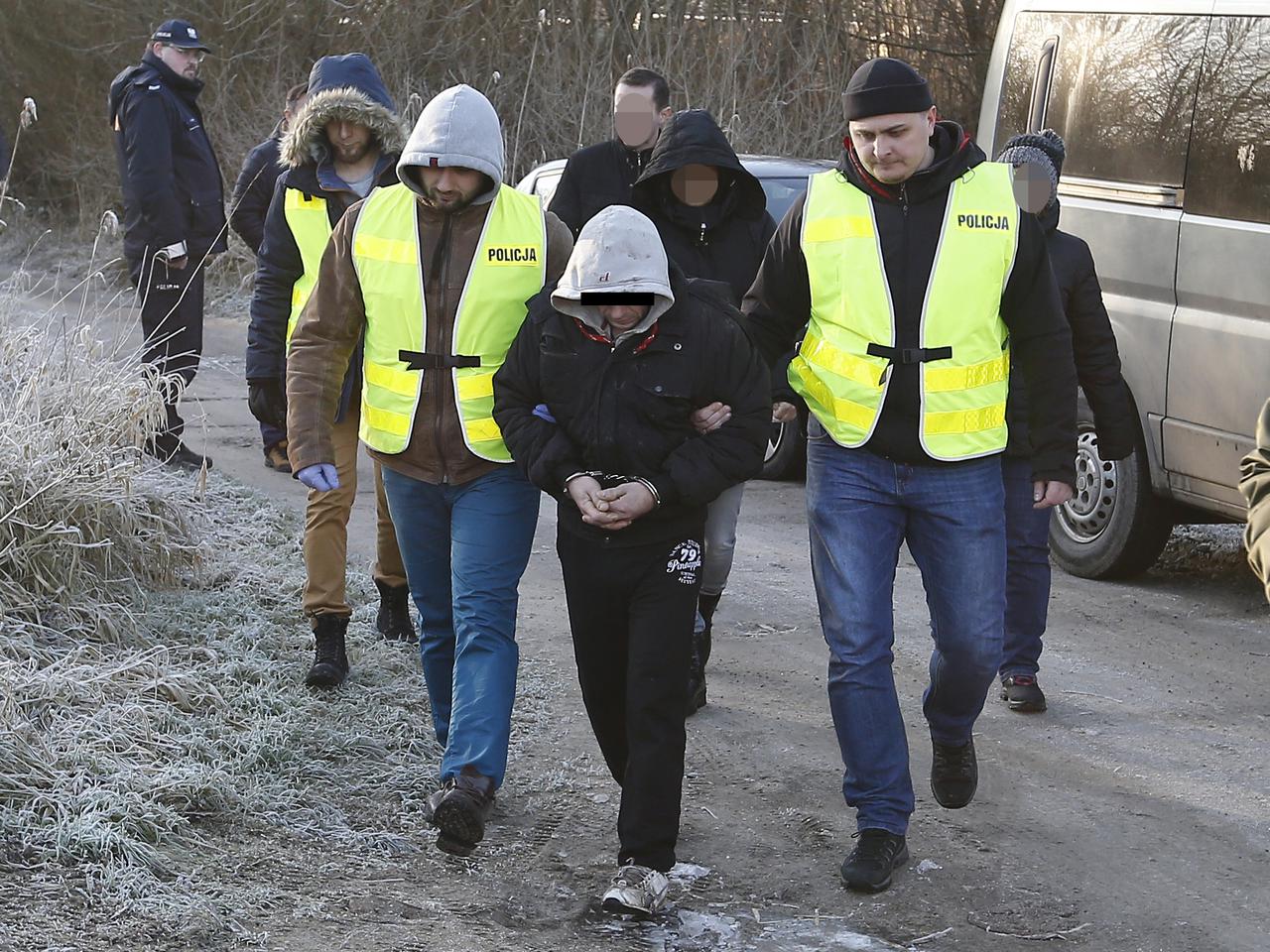 Poznała go w internecie, przyjechała, a on ją zabił