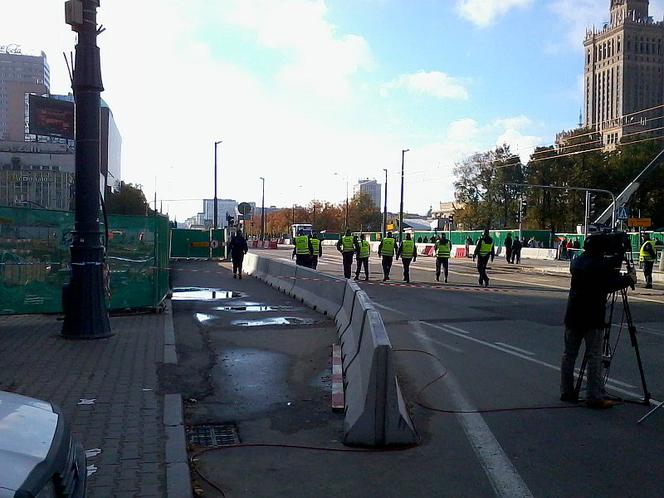 WARSZAWA: Osunięcie ziemi w metrze