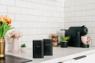 Przytulny kącik kawowy na sezon jesień-zima 2025