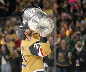 Puchar Stanleya dla najmłodszych. Trofeum w rękach hokeistów Vegas Golden Knights