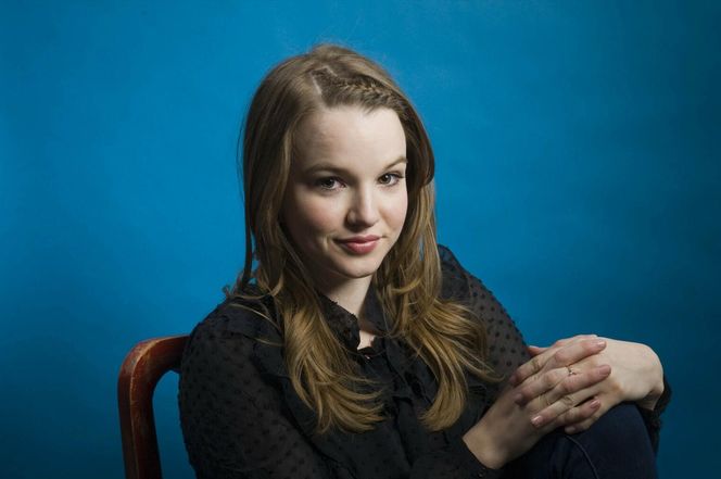 Kay Panabaker ("Fame" i "Ptaszki") - opiekunka w Zoo