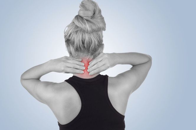 Polimialgia reumatyczna – przyczyny, objawy, leczenie i rehabilitacja